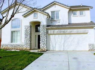 919 Cherry Blossom Ln, Tracy, CA 95377