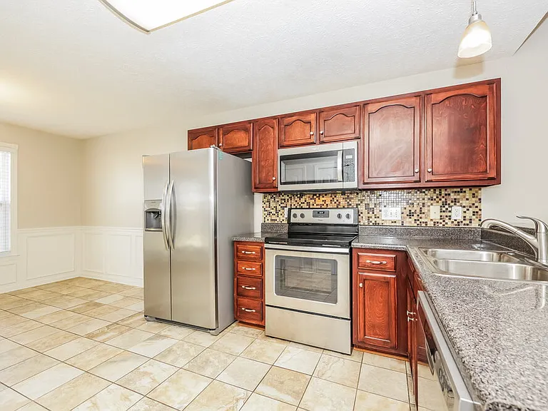 3360 Cornerstone Dr — Photo 8