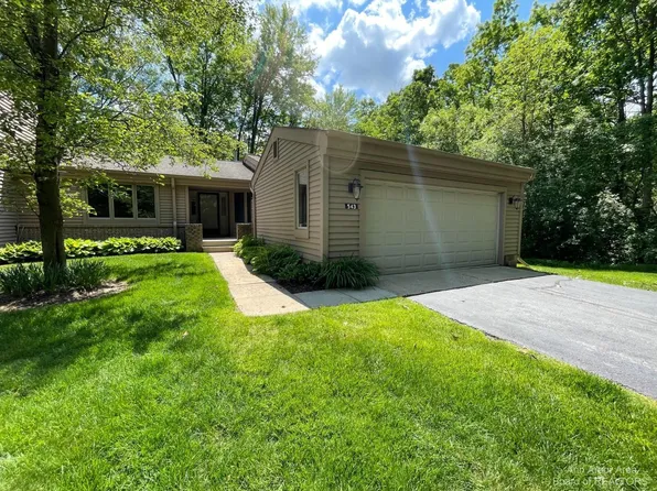 543 Woodgrove Dr, Ann Arbor, MI 48103