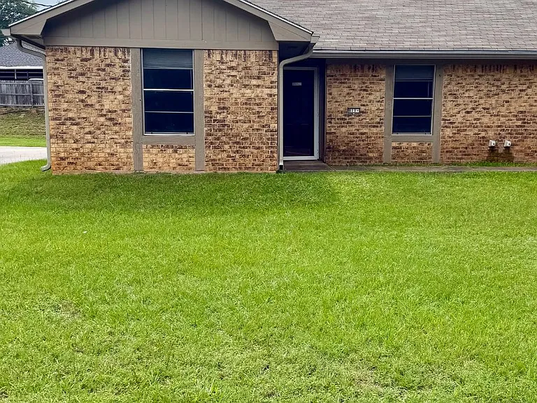 811A Faircreek Ln #A — Photo 1