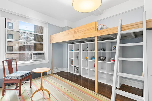 Sold by Compass | media 5