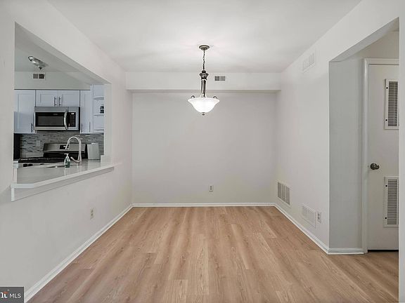 5th image of 1201 Ralston Dr #A