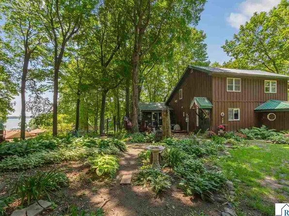 6200 French Lake Trl, Faribault, MN 55021
