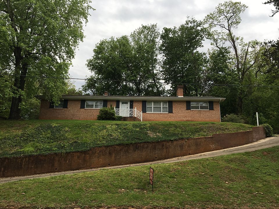 1st image of 906 Hazelwood Ln