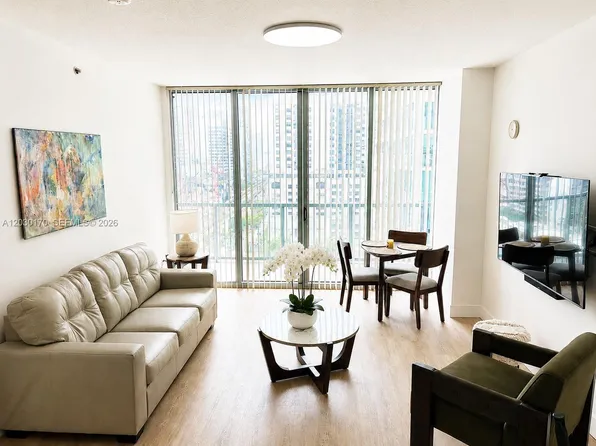 79 SW 12th St, Miami, FL
