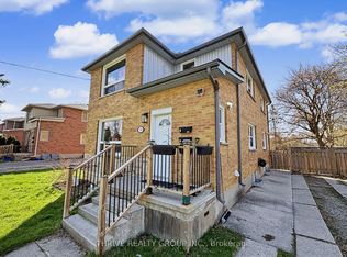 1769 Wavell St, London, ON N5W 2E2