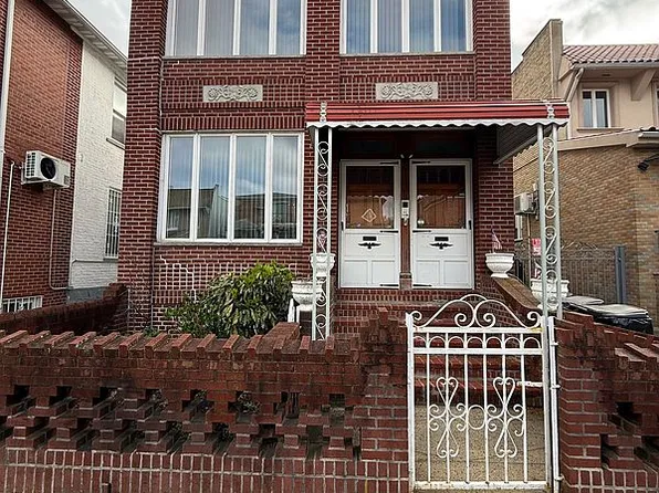 1858 78th St, Brooklyn, NY 11214