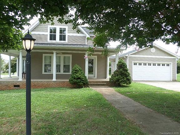 3rd image of 117 Tarrington Dr