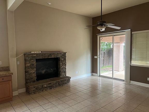 5th image of 2205 Maloney Dr