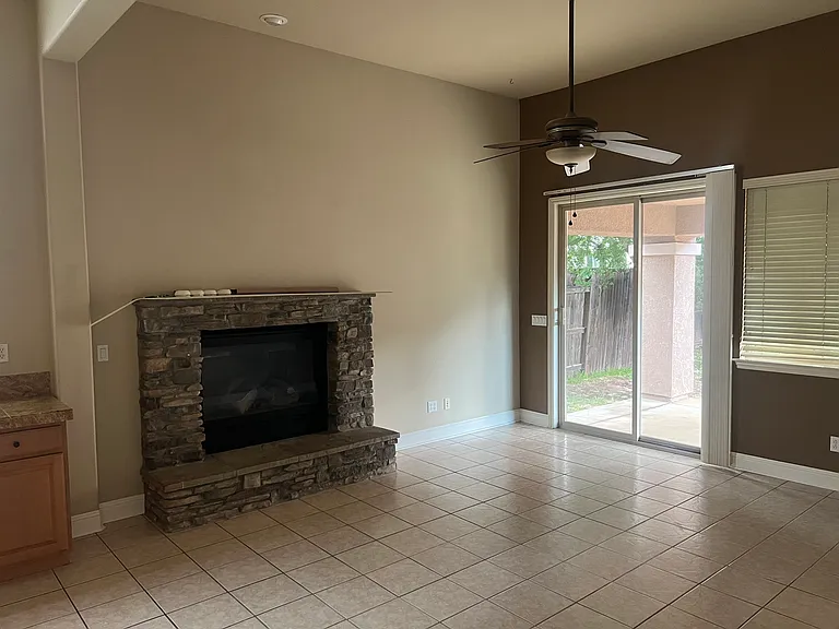 2205 Maloney Dr — Photo 5