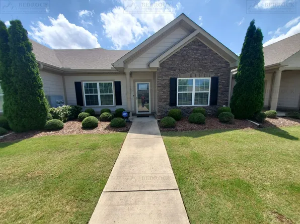 124 Moore Farm Cir NW, Huntsville, AL 35806