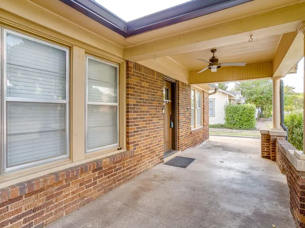2209 W Rosedale St S, Fort Worth, TX 76110