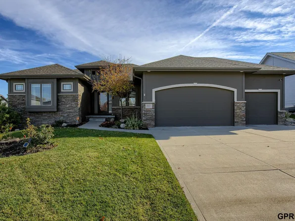 8623 N 173rd St, Bennington, NE 68007