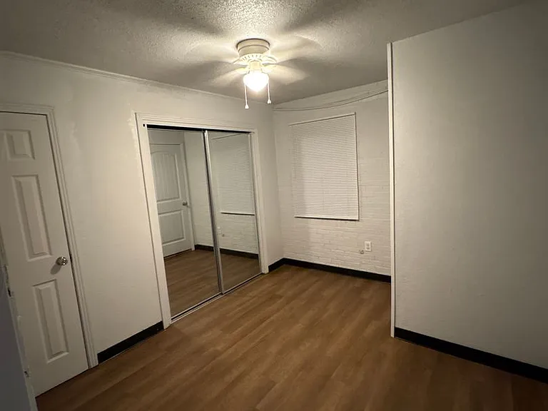 Bison Run apartments — Photo 12