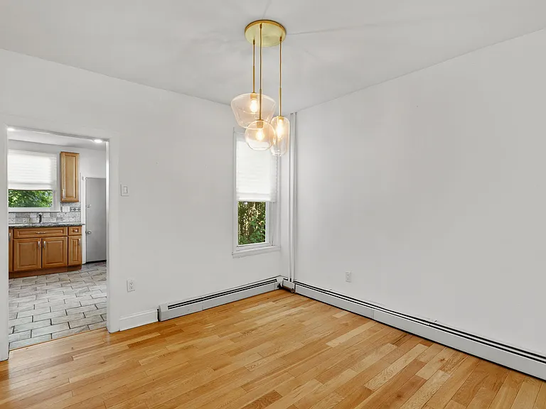2426 E Indiana Ave — Photo 4