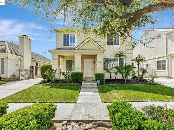 1090 Chaucer Dr, Brentwood, CA 94513