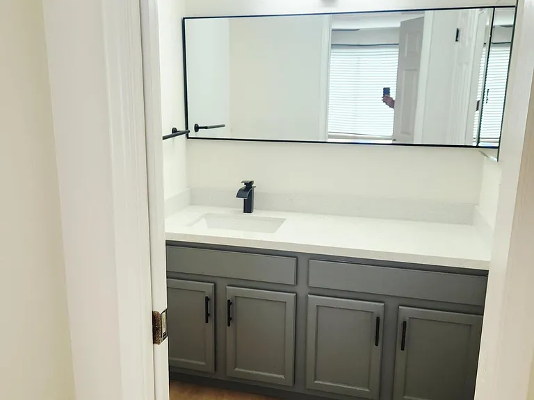 4818 N 73rd St — Photo 36
