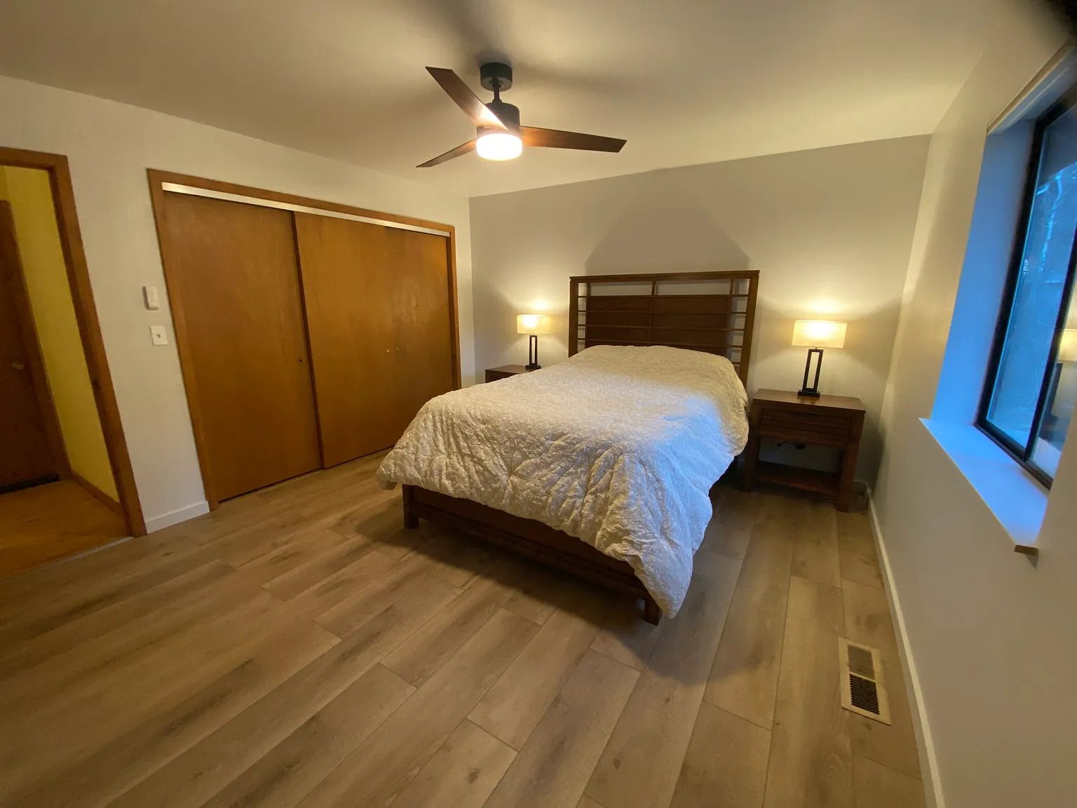 2 bed, 1232 sqft, $3,900 — Photo 2