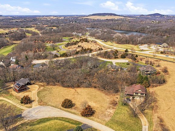 4th image of 3 Oakmont Ct