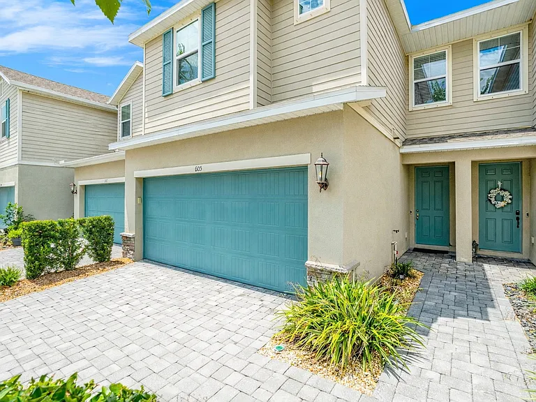 1105 Lady Gouldian Ct — Photo 7