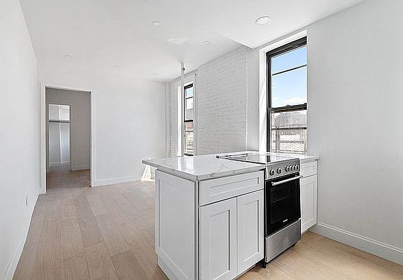 3rd image of 337 E 13th St APT 11