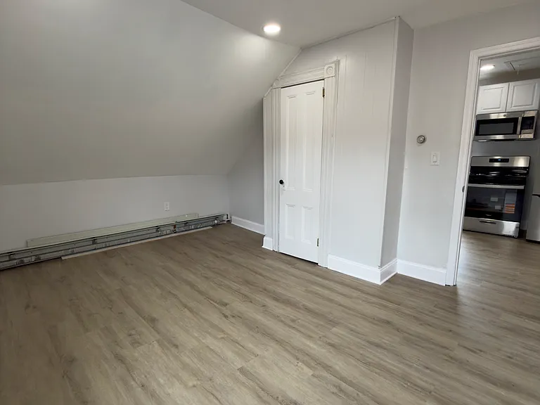 215 Valley Rd #3 — Photo 4