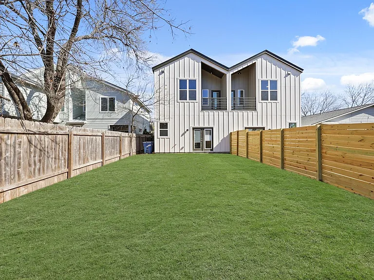 4801 Sara Dr #B — Photo 20