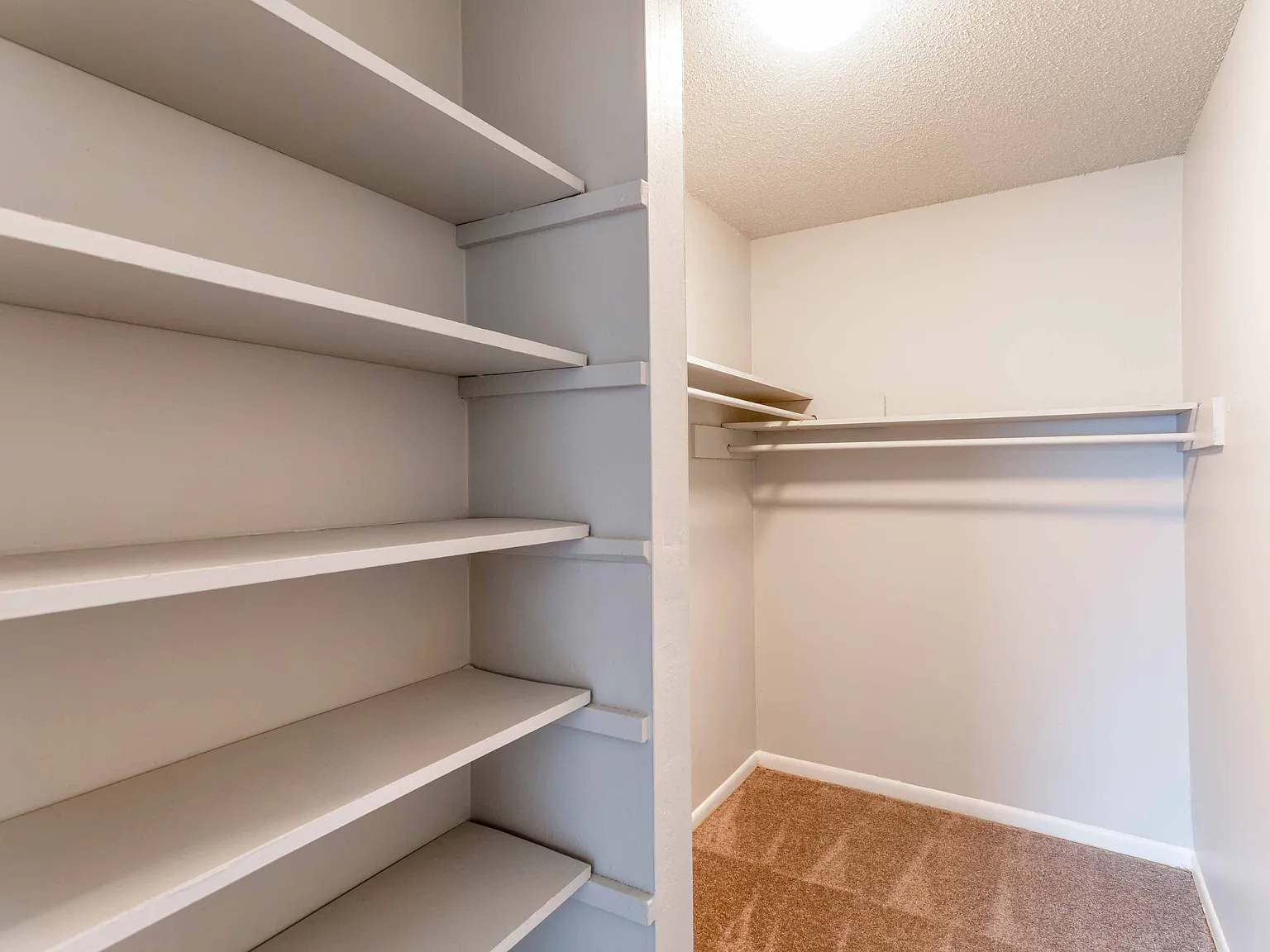 Rothwood Apartments — Photo 2