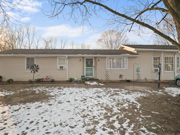 7065 S Kenny Pl, Terre Haute, IN 47802