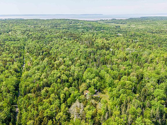 3rd image of 48 Birchwood Trl Lot B