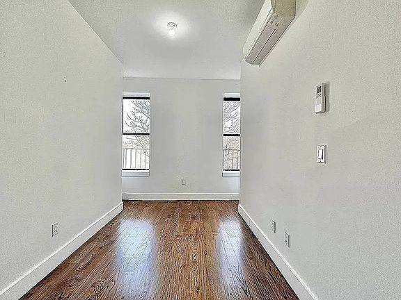 2nd image of 59 Malcolm X Blvd #5BB