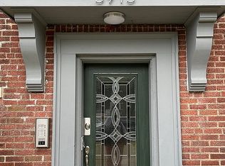 5915 Cates Ave, Saint Louis, MO 63112