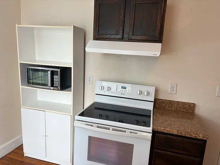 1101 Chestnut St #B — Photo 18