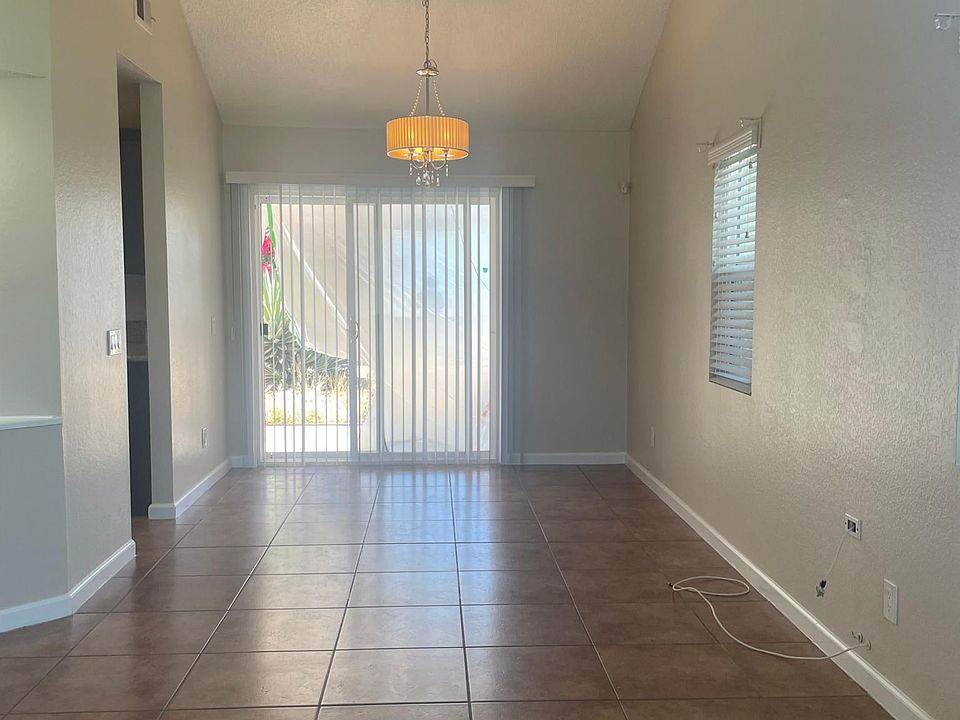 1st image of 12026 Redwood Dr