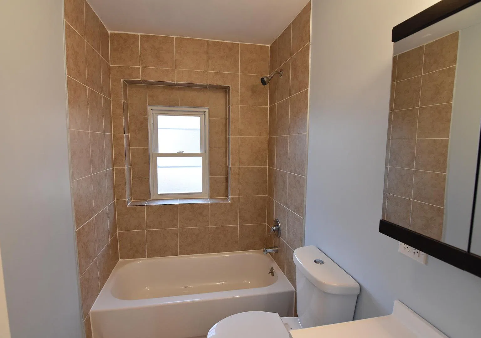 5705 W Ohio St — Photo 2