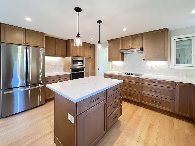 2286 Hastings Dr — Photo 5