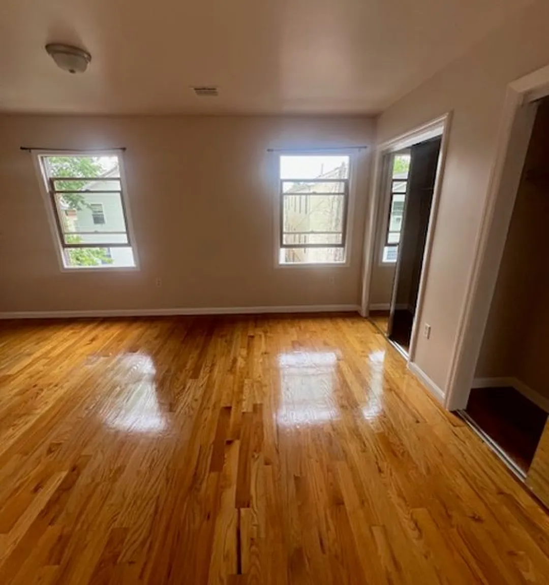 18 Martin Luther King Dr — Photo 4
