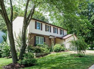 5700 Oak Leather Dr, Burke, VA 22015