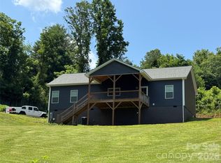 2 Watsell Dr, Leicester, NC 28748