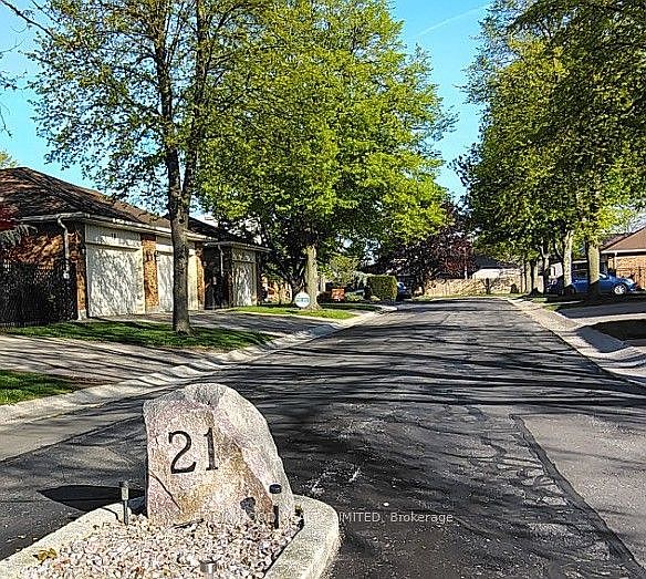 1st image of 21 Earl Dr Unit 11