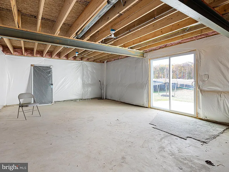 240 Baldy Ln — Photo 40