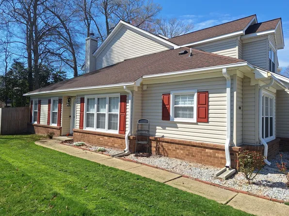 125 Rustling Oak Rdg, Yorktown, VA 23692