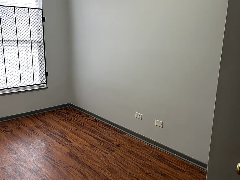 7916 S Parnell Ave #1 — Photo 7
