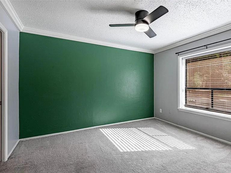 514 Hickory St — Photo 16