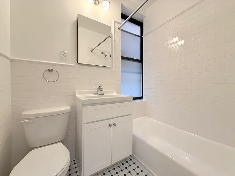 211 W 102nd St #4C — Photo 9