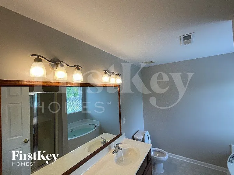 3741 Georgia Pond Ln — Photo 10