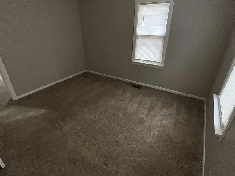 4025 Brown St — Photo 9