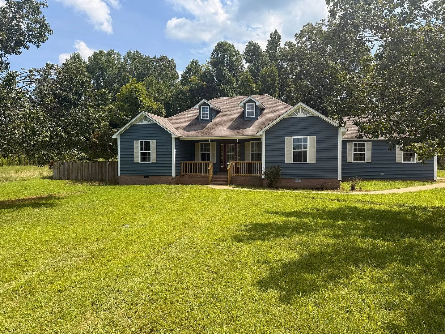 418 Charles Ward Way — Photo 1