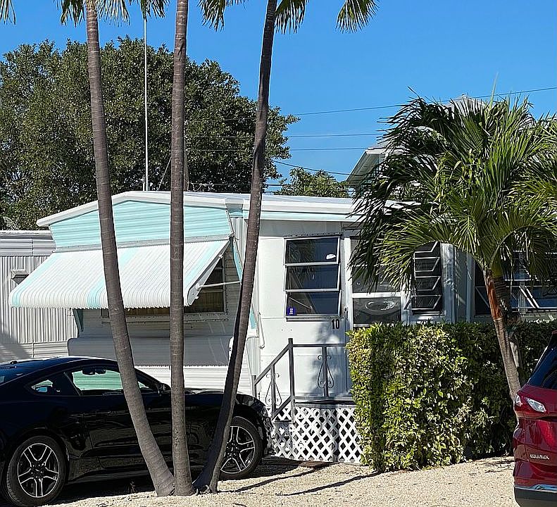 1st image of 81648 Overseas Hwy #10