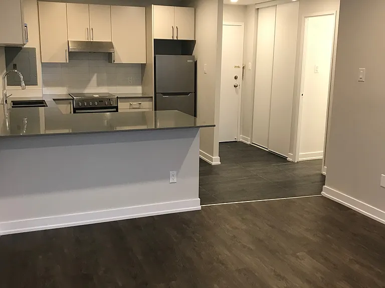 200 Pretoria Ave — Photo 9